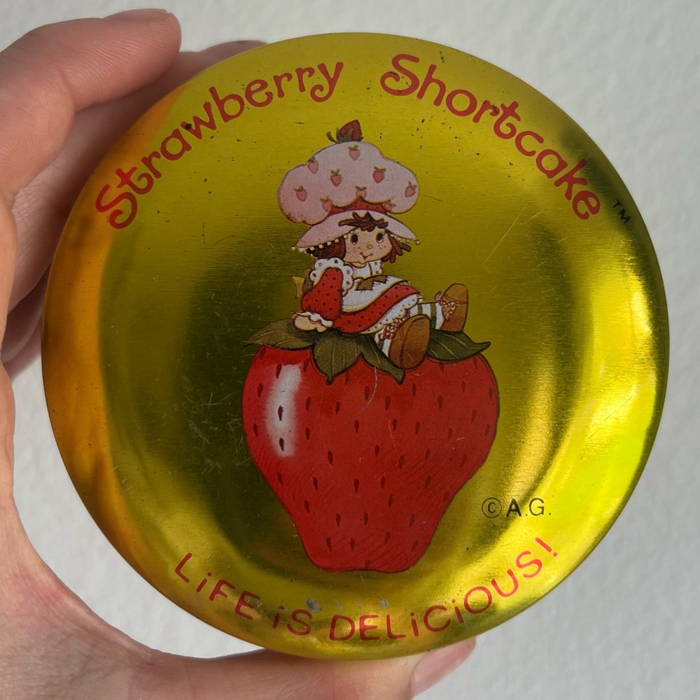 Strawberry Shortcake Tin